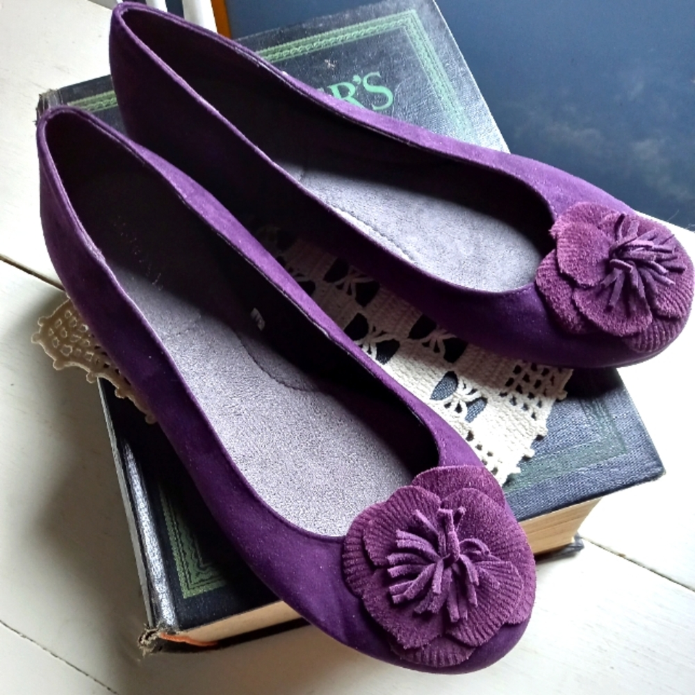 Merona purple suede flats